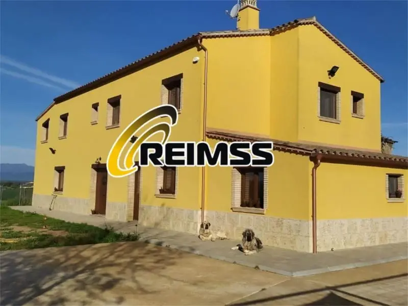 Masia restaurada con terreno amplio en Cassà de la Selva