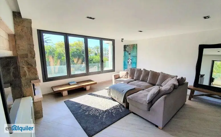 Apartamento en Portals Nous con Vistas al Puerto