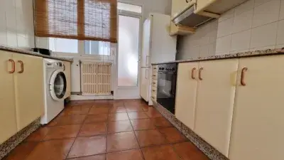 Piso en Venta en Calle Ave Maria Ponferrada 179m2 4 Dormitorios 2 Baños