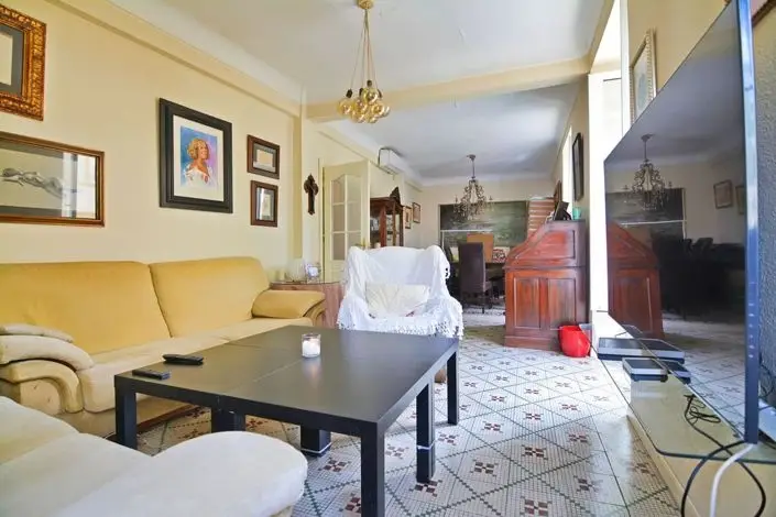 Apartamento 4 Dormitorios Malaga Centro Teatro Cervantes