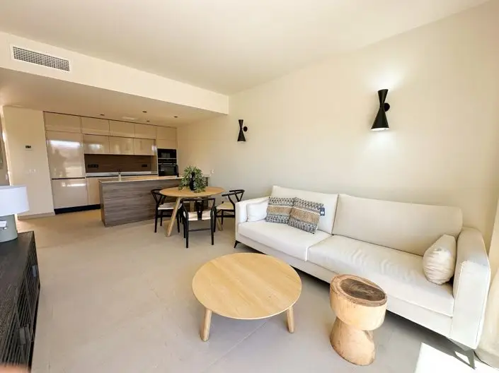 Atico en Torrevieja 2 Dormitorios 109m2 Solarium 76m2