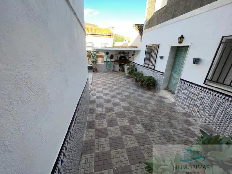 Venta Casa 6 dormitorios 2 ba&ntilde;os Garaje Guajar Fondon
