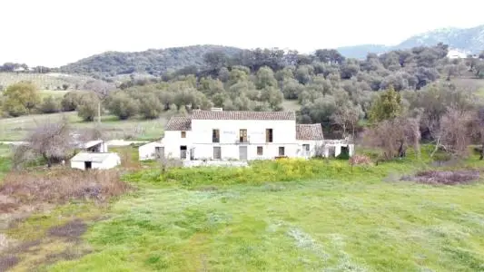 Casa de Campo en Cortes de la Frontera Málaga