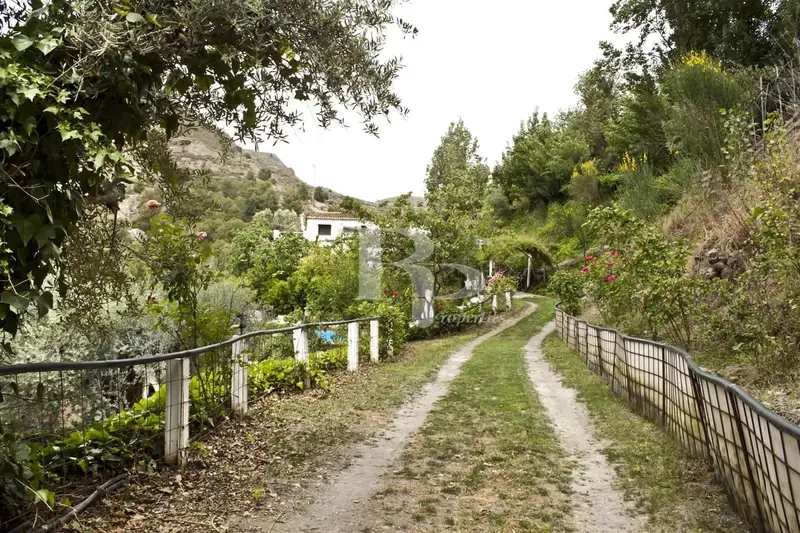 Cortijo en venta en Orgiva Granada