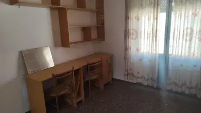 Casa en Venta en Urda 7 Dormitorios 2 Baños 250m2