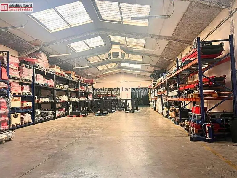 Nave Industrial Arganda del Rey 483m2 Oficinas Patio