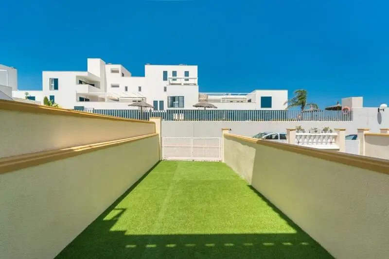 Apartamento 2 Dormitorios Orihuela Costa Cerca de la Playa