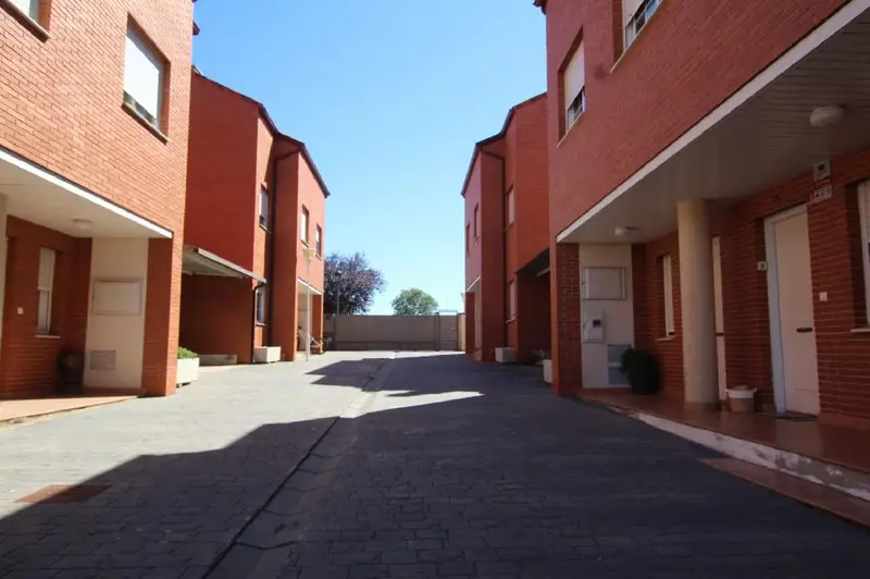 Casa en Campo de Golf Calatayud 158m2 4 habitaciones