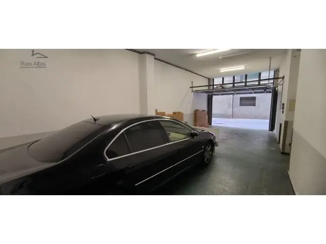 Local Comercial en Alquiler en Alameda A Coruña 104m²