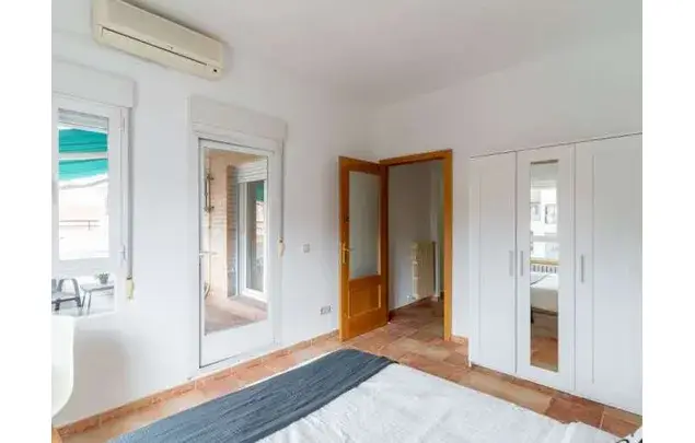 Alquiler de Habitaciones en Madrid Apartamento Amueblado
