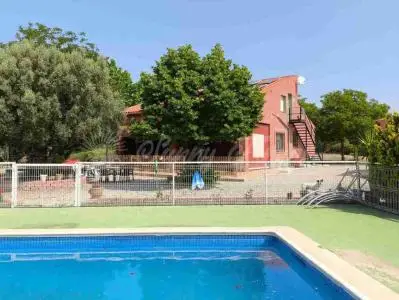Casa Chalet en Venta Almansa Albacete 5 Dormitorios Piscina