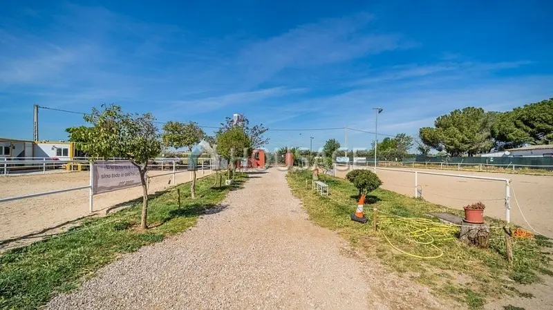 Finca Rustica con Hipica en Funcionamiento Ideal Inversores