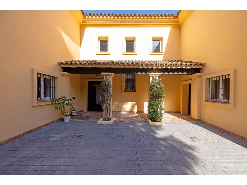 Chalet de Lujo en Sotogrande 10 Habitaciones 5 Baños