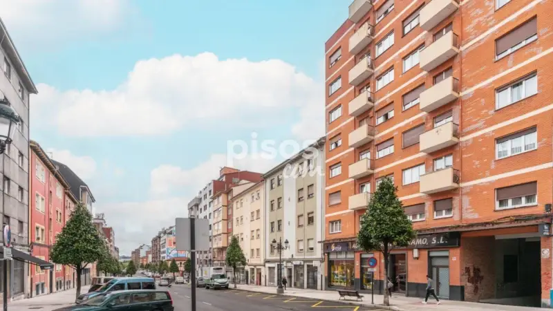 Piso en venta Oviedo: 2 habitaciones, terraza, cerca del centro