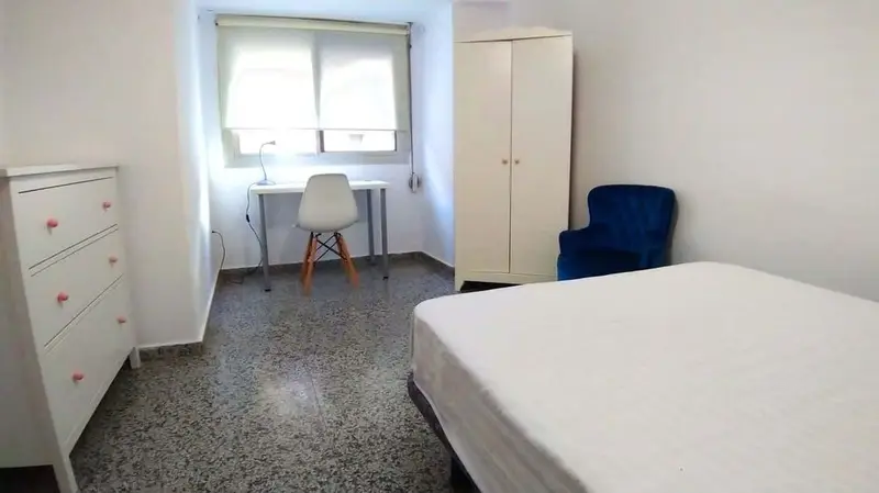 Alquiler Habitacion Amueblada Valencia Piso Compartido 5 Dormitorios