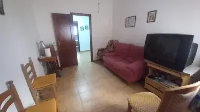Bajo en venta Casco Antiguo 5 habitaciones