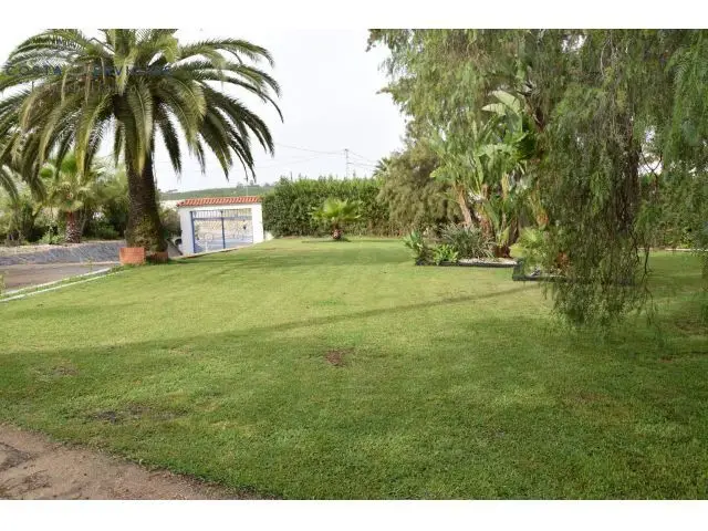 Chalet con Casa de Invitados y Piscina en Cartaya