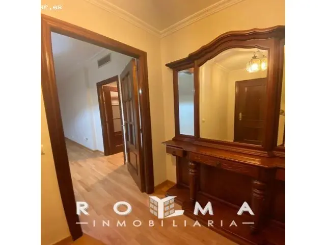 Excelente Piso con Ascensor y Garaje Dos Hermanas