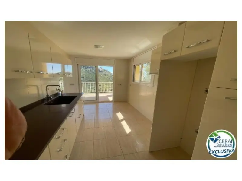 Venta Casa con Terraza y Piscina en Centenys
