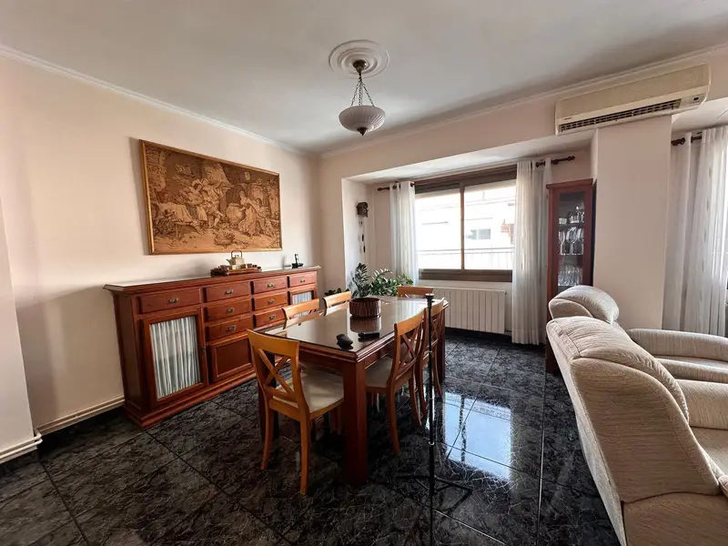 Venta Ático Reformado 105m² Sabadell 3 Dormitorios