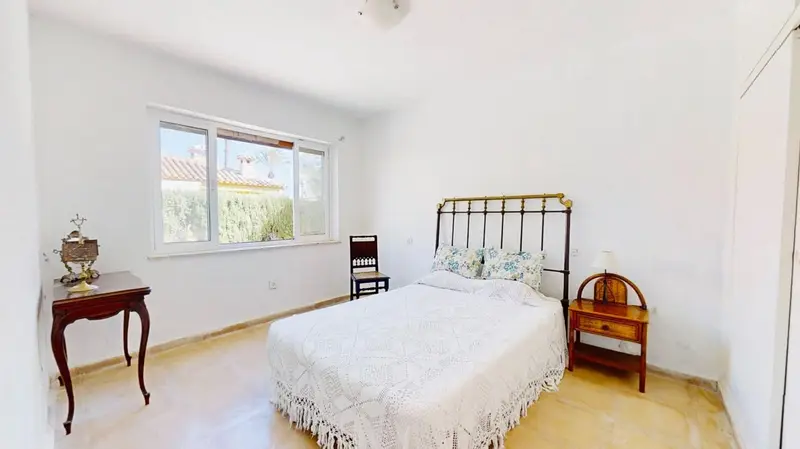 Chalet en venta Cabo Roig Orihuela Alicante 4 habitaciones 2 baños