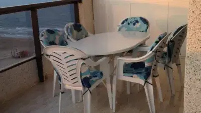 Apartamento en Playa con Piscina y Vistas a la Bahia