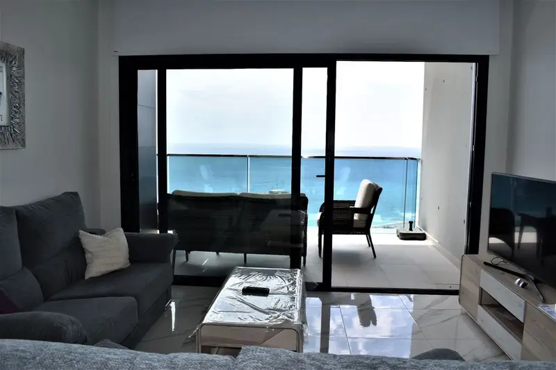 Apartamento en alquiler en Benidorm, Alicante