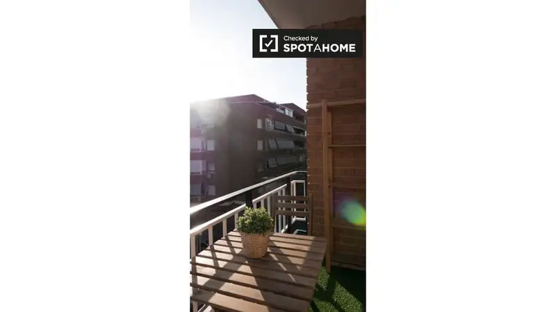 Alquiler Habitaci	ón Alcal	á Henares Apartamento 5 Dormitorios
