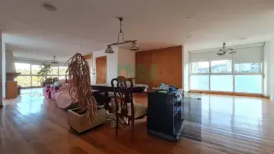Piso en venta en Barbadás 218m2 4 dormitorios