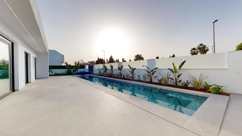 Villa en Venta Los Alcázares 3 Dormitorios Piscina Privada