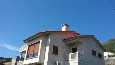 Chalet en venta en Calle Da Castiñeira, Número 12