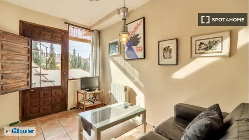 Apartamento con Encanto en Albaicin Cerca de la Alhambra