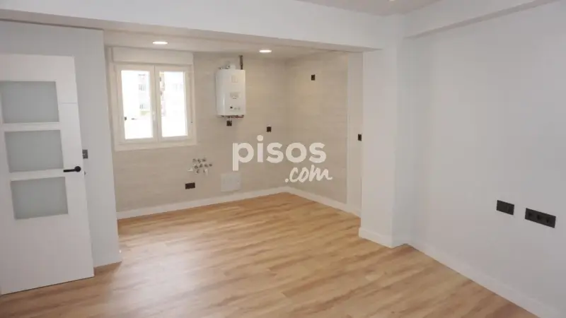 Piso Reformado Aranbizkarra Vitoria Gasteiz 80m2 3 Dormitorios 2 Baños
