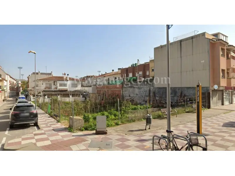 Venta Parcela Lloret de Mar 12 Viviendas Parking