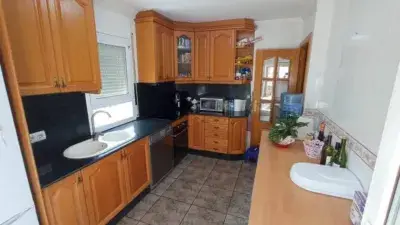 Chalet en venta Alfarràs: casa unifamiliar seminueva