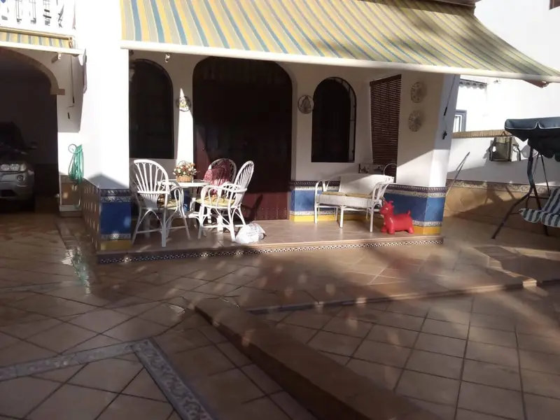 Chalet en Matalascañas con Vistas al Mar y Apartamento