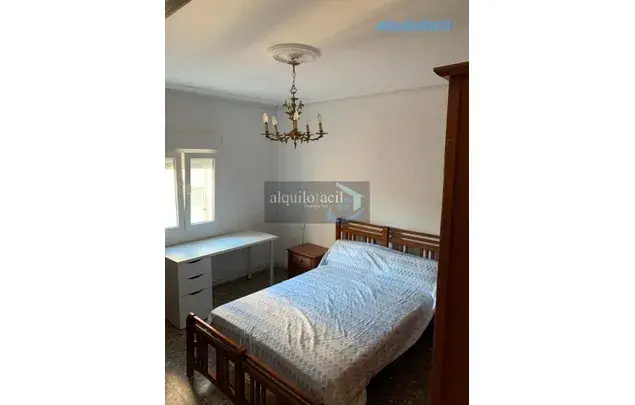 Apartamento 3 Dormitorios Estudiantes Albacete 80m2
