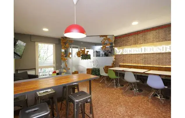 Alquiler Habitaciones 460m² Barcelona