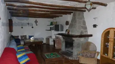 Complejo Rural con 4 Apartamentos en el Valle de Lecrín
