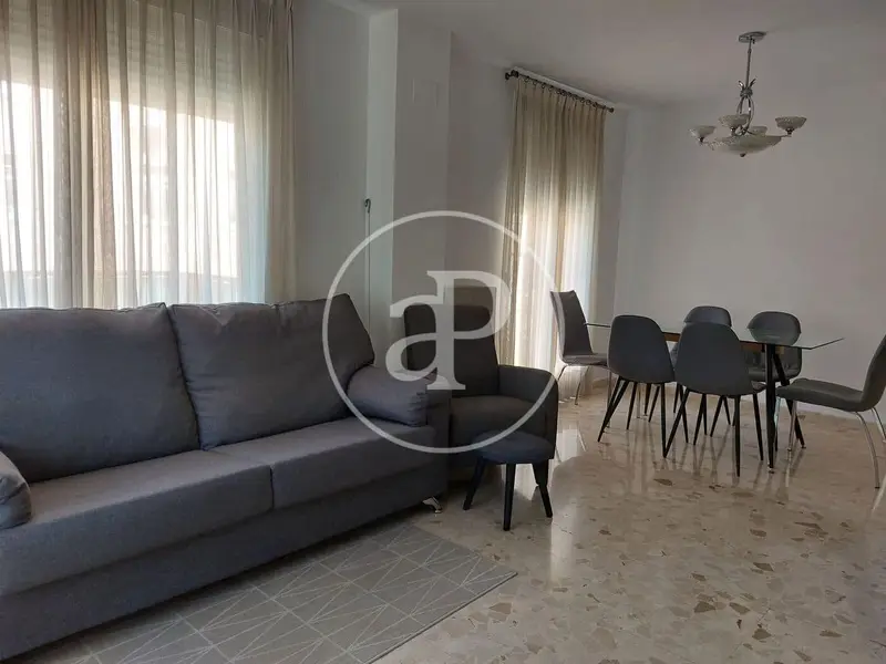 Apartamento en Alquiler en Valencia Ciudad Les Tendetes