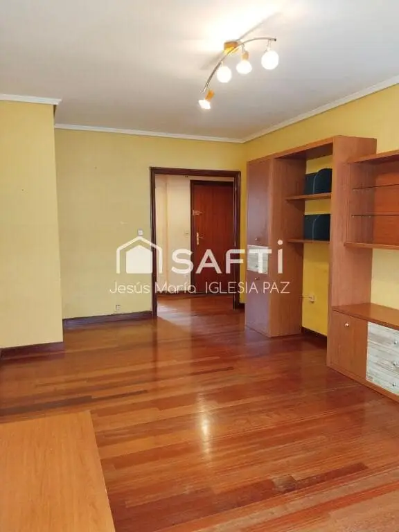 Apartamento en venta en Arrigorriaga, Vizcaya