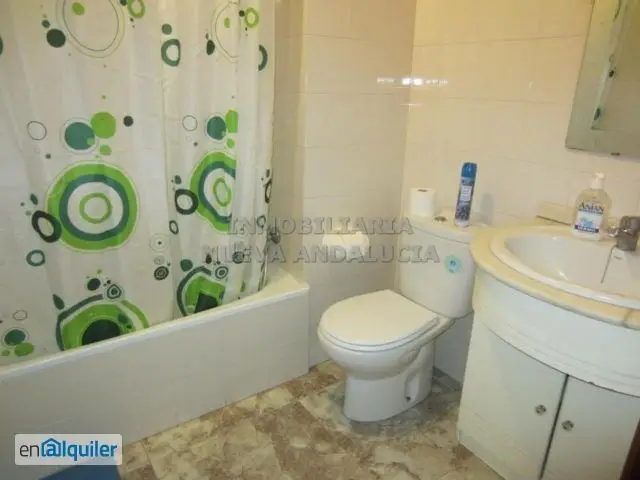 Alquiler piso amueblado 4 habitaciones Barrio San Luis