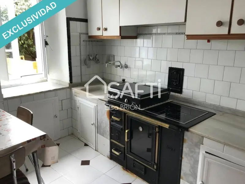 Adosado en Venta en Noia A Coruna 3 Habitaciones Vistas a la Ria