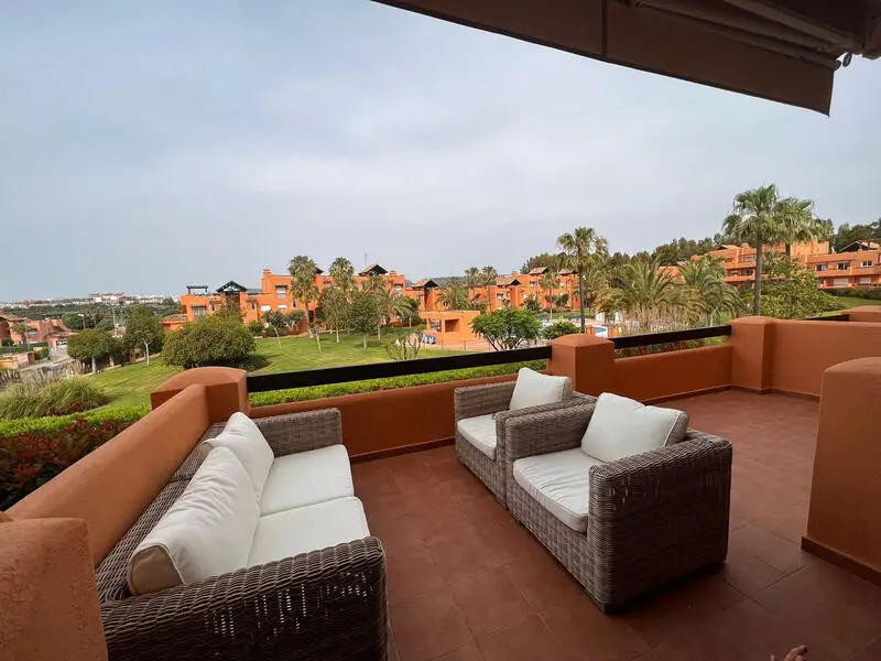 Apartamento 2 Dormitorios Casares del Sol