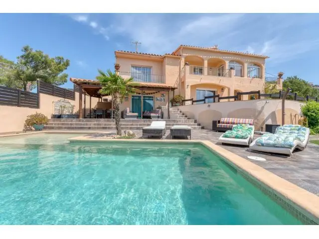 Villa Elegante Rosas Vistas Panoramicas Jardin Piscina Privada
