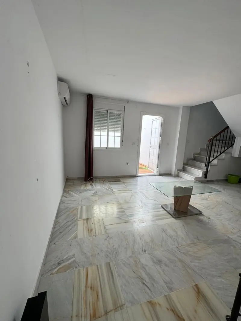 Chalet Adosado en Medina Sidonia Cerca del Mercadona