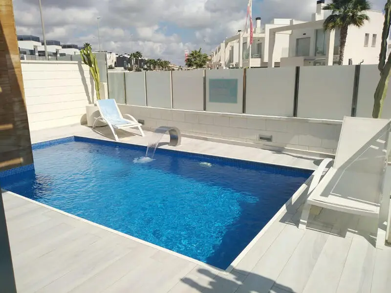 Villa en Orihuela Costa 3 Dormitorios 3 Baños Piscina Privada