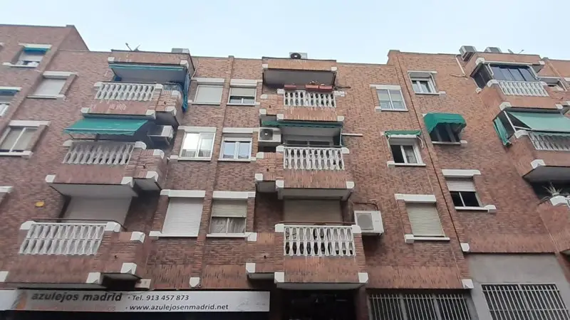 Piso en venta Madrid 3 dormitorios terraza ascensor Plaza Elíptica
