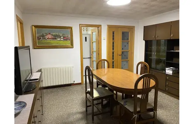 Habitaci
ón amueblada cerca UPC Terrassa