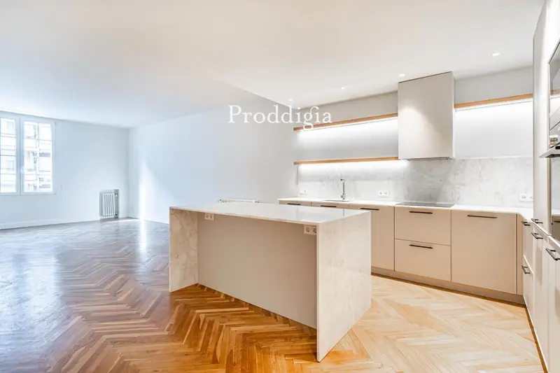 Piso Reformado Balmes Travessera 3 Dormitorios 2 Baños